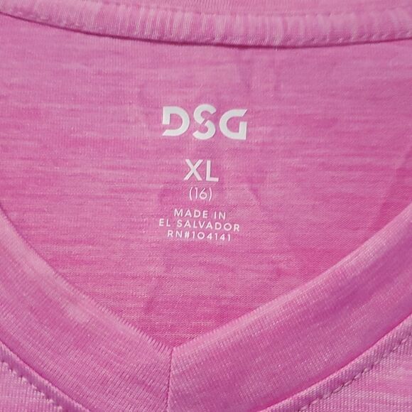 DICKKS Sporting goods Soccer ⚽️ tee shirt 👕 in time for back to school - Picture 5 of 5